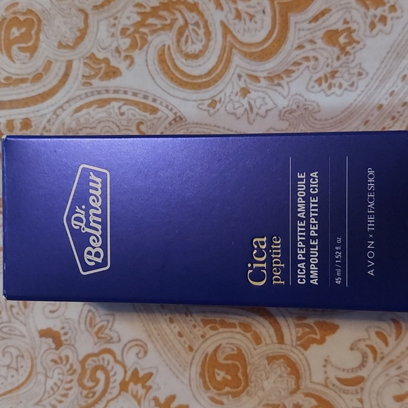 Lot of makeup and skin care - Picture 4 of 16